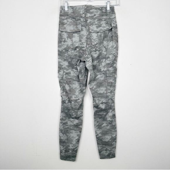 Spanx Stretch Twill Cargo Jogger Pant - Picture 5 of 6